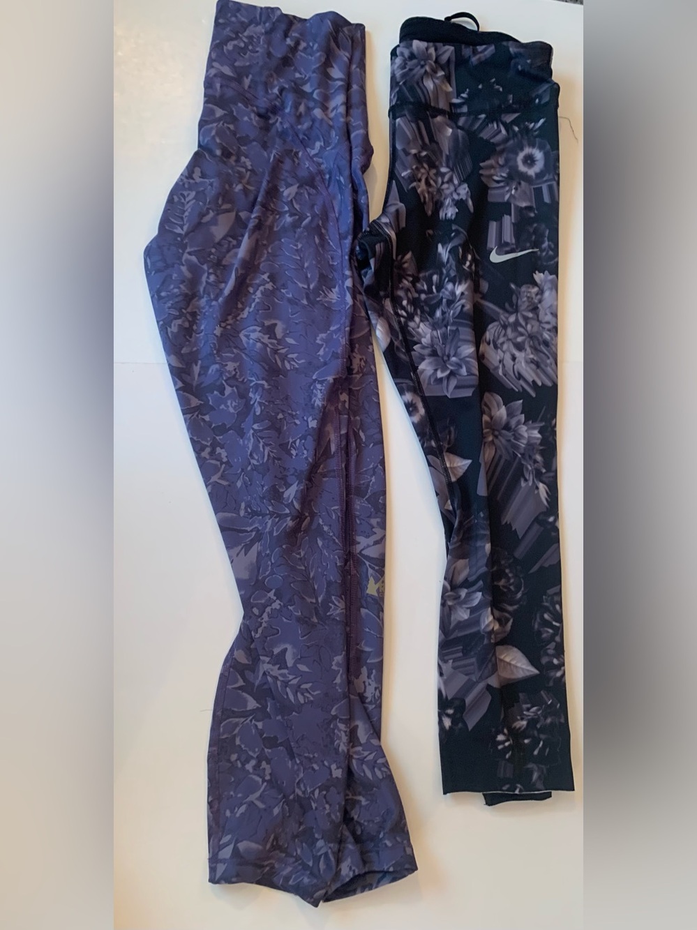 Lot Of 2 Leggings Medium Nike Black Grey Print  Rei Purple Print Inside Pockets